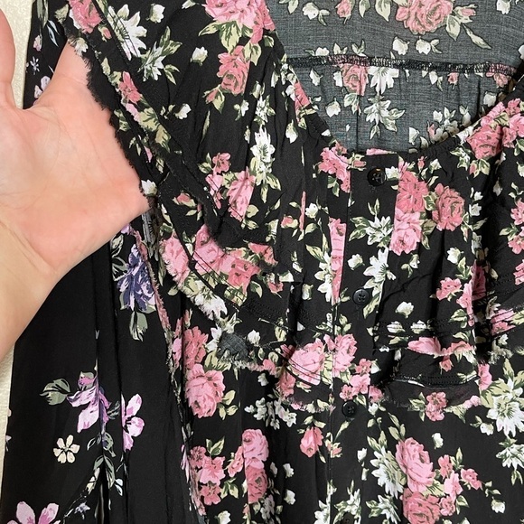 Free People Loretta Floral Ruffle Boho Tunic Top Black Pink Size Small - Picture 8 of 15